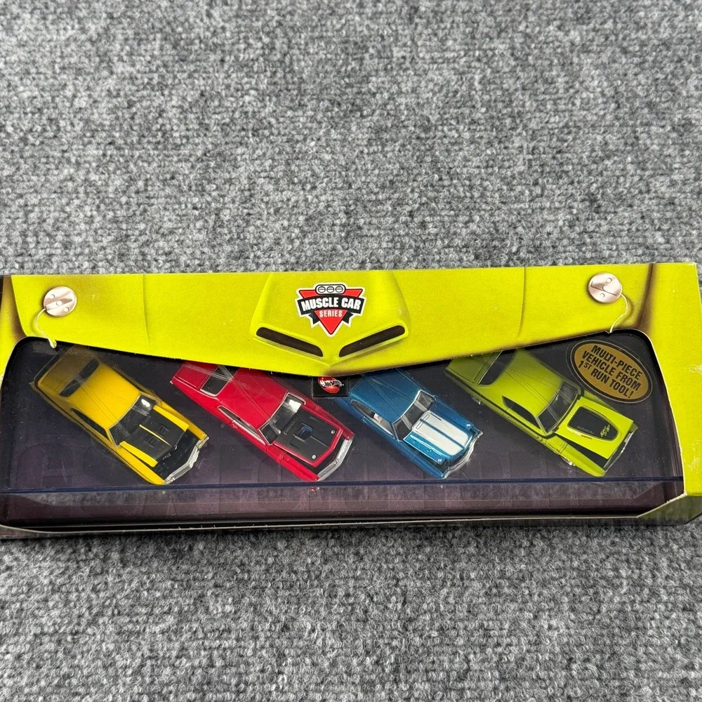 Hot Wheels 71 Muscle Cars 30th Anniversary Set 1:64 Multi-Color 29778 Diecast